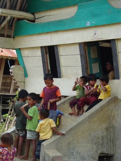 Batak-Kinder Sidihoni