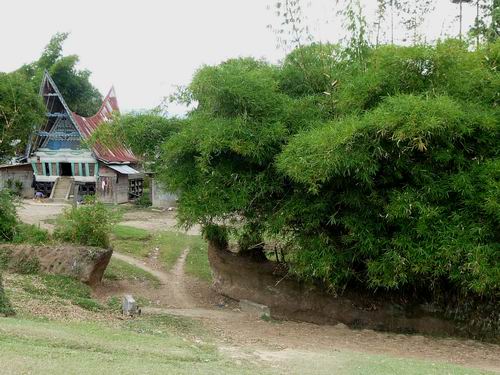 Dorfeingang Sitingko Bambuswall