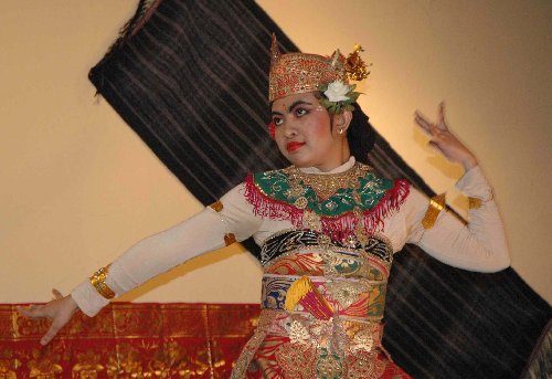 Tänzerin Bali Kriegerin