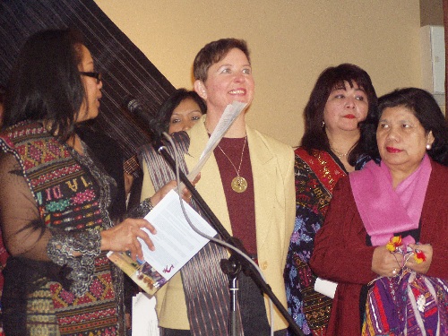 Buchtaufe nach traditioneller Zeremonie, Foto: die karlisch