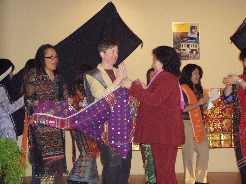 Buchtaufe nach traditioneller Zeremonie, Foto: die karlisch